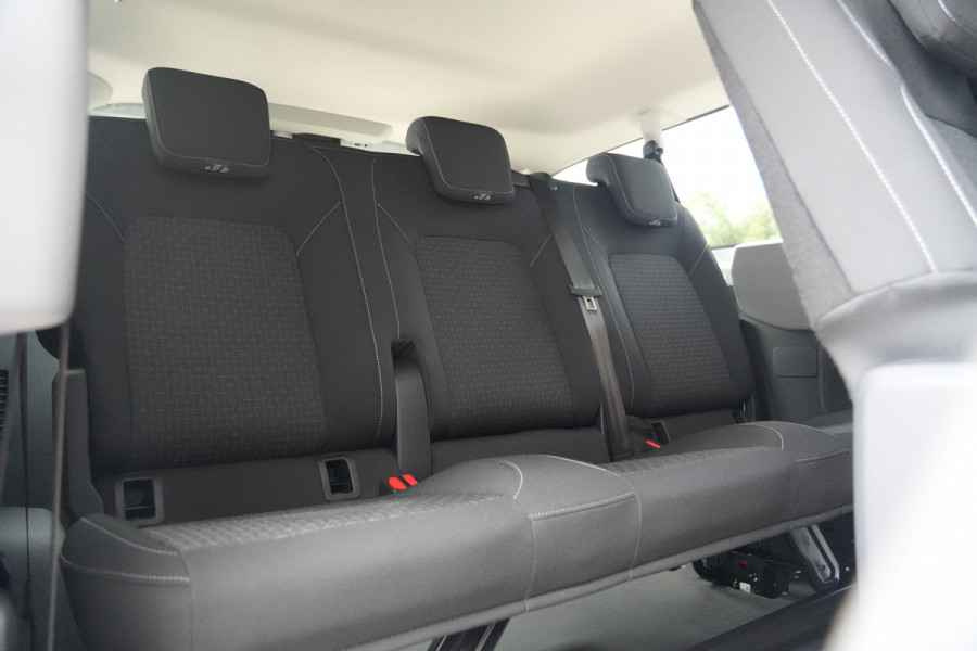 Ford Transit Custom 340 2.5 PHEV L2H1 Kombi Trend 9 zits - Carplay - Camera - Navigatie - Airco achterin - Verwarmd stuurwiel - Rijklaar
