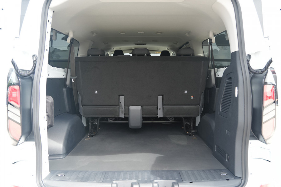 Ford Transit Custom 340 2.5 PHEV L2H1 Kombi Trend 9 zits - Carplay - Camera - Navigatie - Airco achterin - Verwarmd stuurwiel - Rijklaar