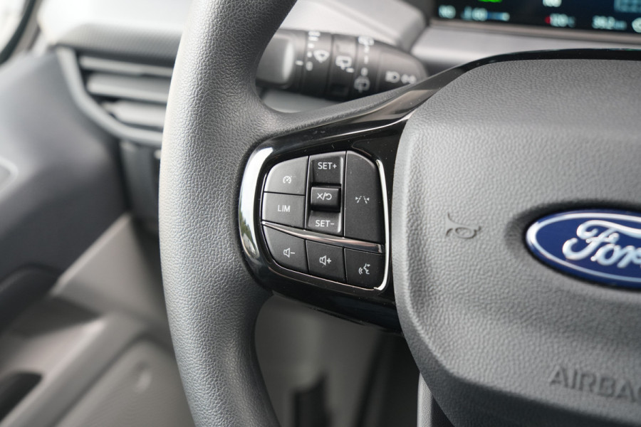 Ford Transit Custom 340 2.5 PHEV L2H1 Kombi Trend 9 zits - Carplay - Camera - Navigatie - Airco achterin - Verwarmd stuurwiel - Rijklaar