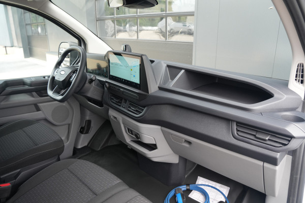 Ford Transit Custom 340 2.5 PHEV L2H1 Kombi Trend 9 zits - Carplay - Camera - Navigatie - Airco achterin - Verwarmd stuurwiel - Rijklaar