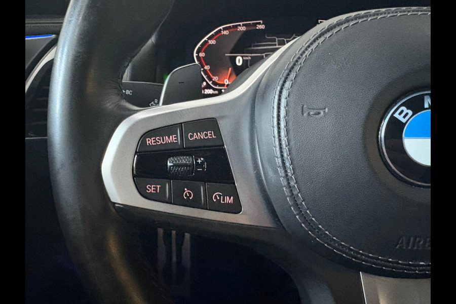 BMW 8 Serie 840i High Executive*Stoelverwarming*Memory*Camera*H&K*