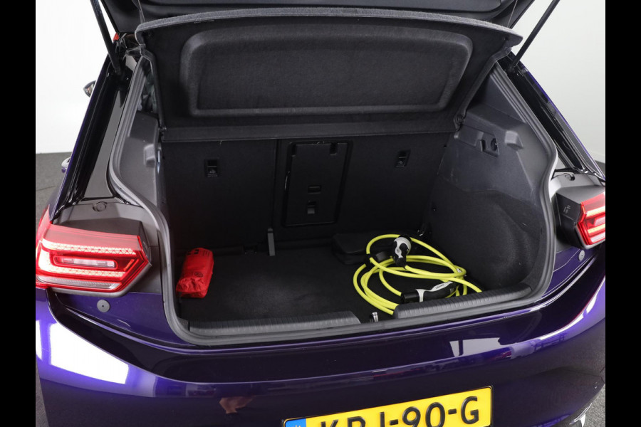 Volkswagen ID.3 GTX Performance 79 kWh 326PK | Fire+Ice pakket | Panoramadak