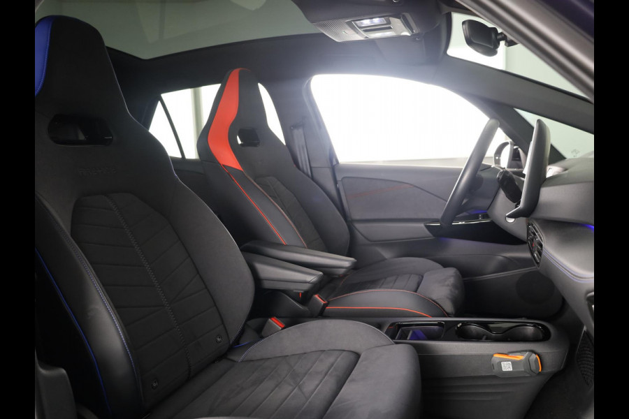 Volkswagen ID.3 GTX Performance 79 kWh 326PK | Fire+Ice pakket | Panoramadak