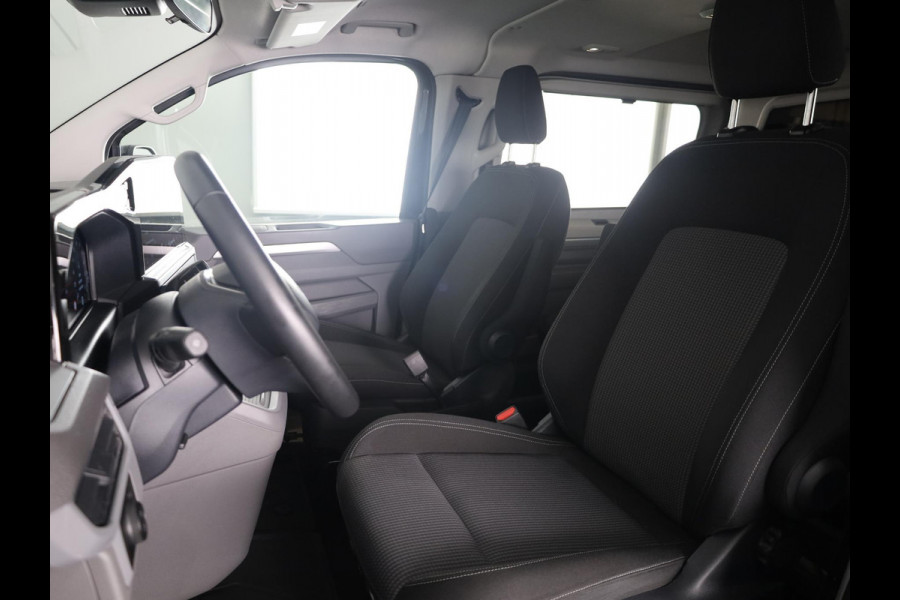 Volkswagen Transporter 2.0 TDI L2H1 30 Bulli Intro DC 170 pk Automaat | Verlengde garantie | Navigatie | Trekhaak | Parkeersensoren | Rondomzicht camera | Dubbele cabine |