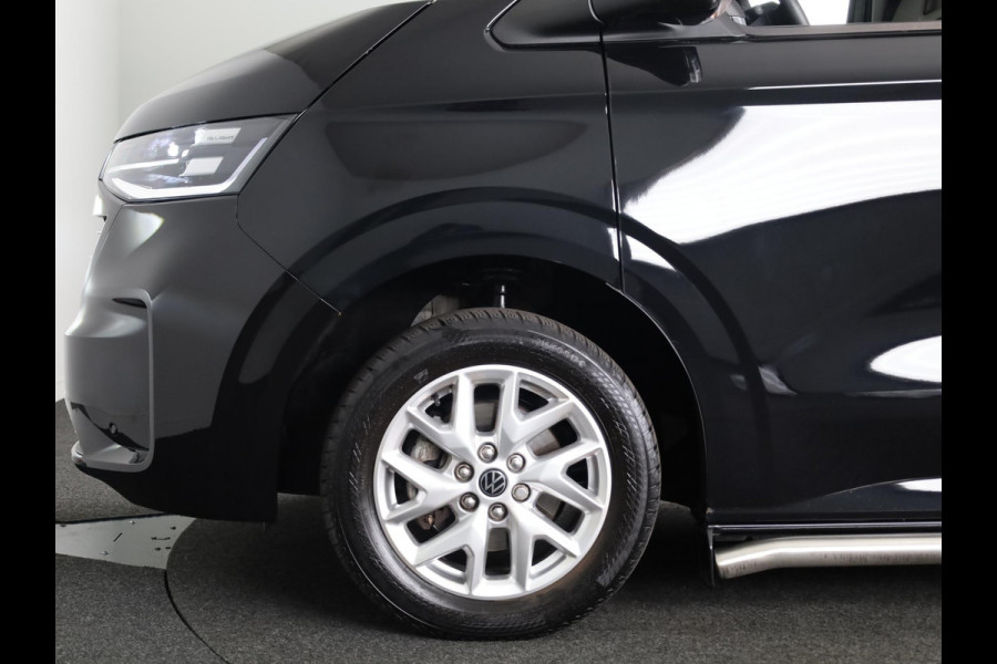 Volkswagen Transporter 2.0 TDI L2H1 30 Bulli Intro DC 170 pk Automaat | Verlengde garantie | Navigatie | Trekhaak | Parkeersensoren | Rondomzicht camera | Dubbele cabine |