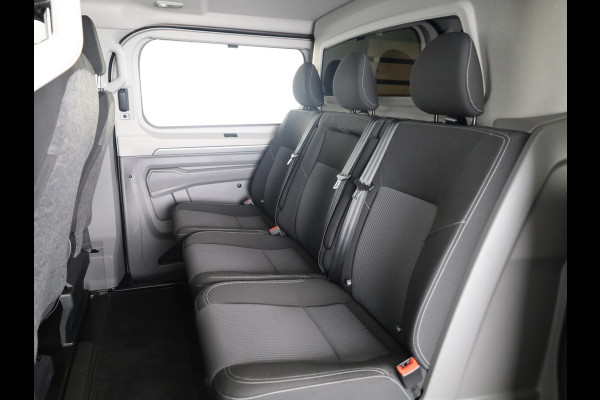 Volkswagen Transporter 2.0 TDI L2H1 30 Bulli Intro DC 170 pk Automaat | Verlengde garantie | Navigatie | Trekhaak | Parkeersensoren | Rondomzicht camera | Dubbele cabine |