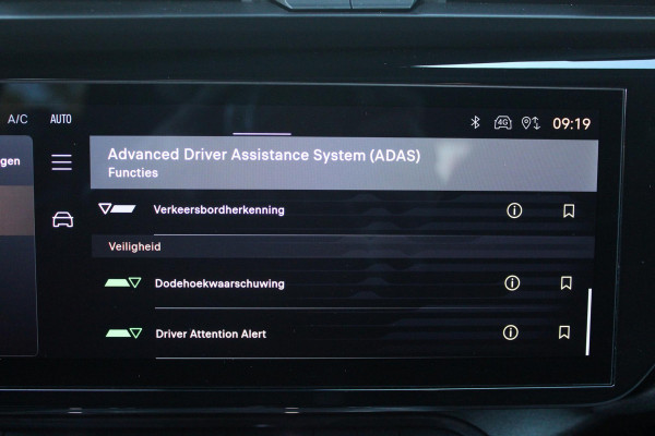 Alfa Romeo junior 1.2 145PK IBRIDA SPECIALE | PANORAMA SCHUIF/KANTEL DAK | TECHNO PACK: LED MATRIX KOPLAMPEN/AUTOMATISCH DIMMENDE BINNENSPIEGEL/DRAADLOZE TELEFOONLADER/ELEKTRISCH VERSTELBARE EN VERWARMBARE ZIJSPIEGELS MET DODEHOEK DETECTIE, ELEKTRISCH INKLAPBAAR/NAVIGATIE/HANDS-FREE ACHTERKLEP/KEYLESS ENTRY/USB TYPE C/ADAPTIVE CRUISE CONTROL MET LANE CENTERING EN FILE-ASSISTENT/ACHTERUITRIJ CAMERA MET DYNAMISCHE RIJLIJNEN/AUDIOSYSTEEM MET 6 SPEAKERS | PREMIUM PACK: "SPIGA" STOFFEN/ECOLEDER BEKLEDING MET RODE ACCENTEN - 6-VOUDIG ELEKTRISCH VERSTELBARE BESTUURDERSSTOEL, 6-VOUDIG VERSTELBA