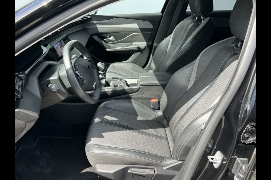 Peugeot 308 SW BWJ 2022 | 1.2PT 131PK Allure Pack Business | CLIMA | CARPLAY | NAVI | PRIVACY GLASS | NAVI | AD CRUISE | PDC | LEDER/STOF SPORTSTOELEN |