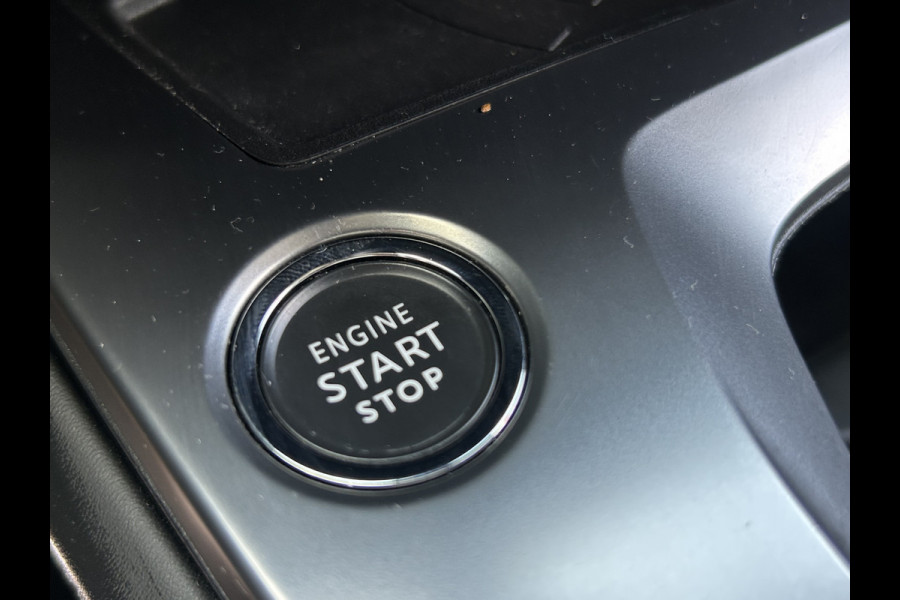 Peugeot 308 SW BWJ 2022 | 1.2PT 131PK Allure Pack Business | CLIMA | CARPLAY | NAVI | PRIVACY GLASS | NAVI | AD CRUISE | PDC | LEDER/STOF SPORTSTOELEN |