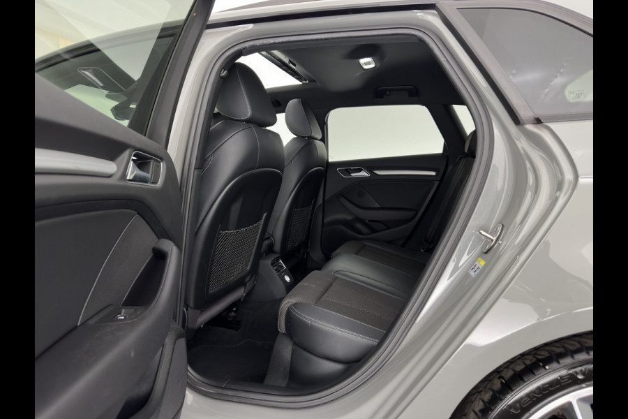 Audi A3 Sportback 35 TFSI S edition Aut. *PANO | LEATHER-FABRIC | DIGI-COCKPIT | NAVI-FULLMAP | HEATED-SPORTSEATS | PRIVACY-GLASS | ECC | PDC | CRUISE | 18''ALU*