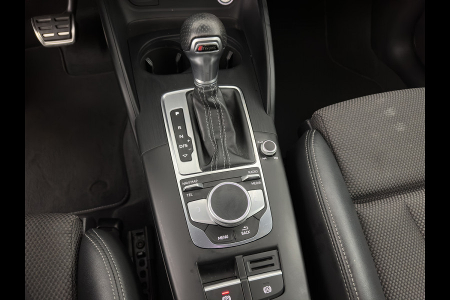 Audi A3 Sportback 35 TFSI S edition Aut. *PANO | LEATHER-FABRIC | DIGI-COCKPIT | NAVI-FULLMAP | HEATED-SPORTSEATS | PRIVACY-GLASS | ECC | PDC | CRUISE | 18''ALU*