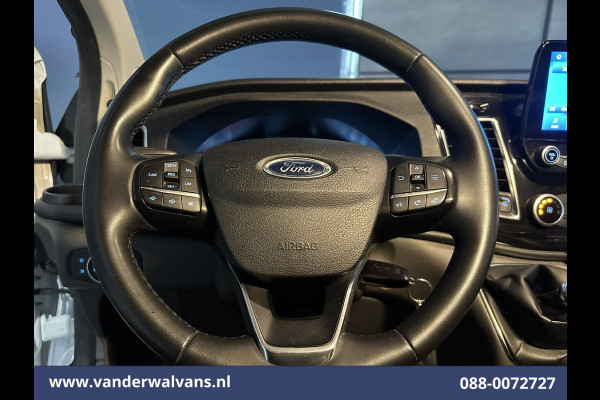 Ford Transit Custom 2.0 TDCI 130pk L2H1 Euro6 Airco | Navigatie | Apple Carplay | LED | Cruisecontrol | 2800kg Trekhaak Android Auto, Verwarmde voorruit, Stoelverwarming, Parkeersensoren, Bijrijdersbank