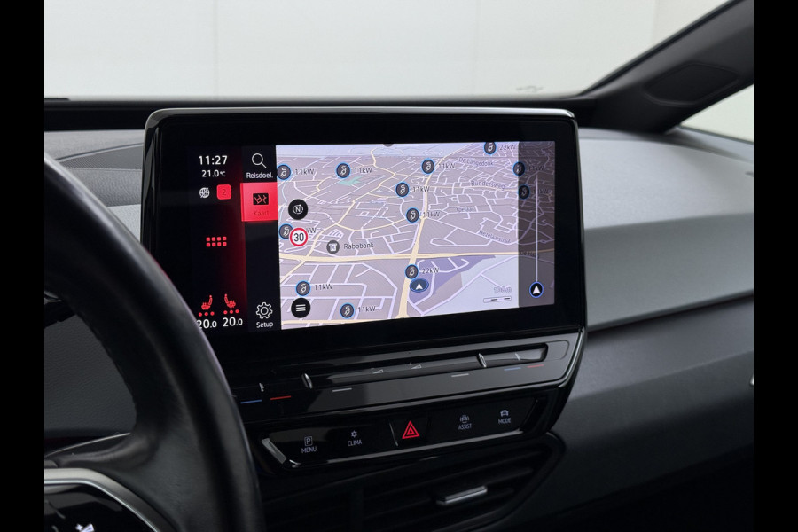 Volkswagen ID.3 First Plus 62kWh Trekhaak Adap.Cruise SOH 93% Camera Stoel+Stuurverwarming Navi-Pro Apple Carplay Android Auto Pdc Keyless advanced Matrix-Led Privacy Glas Lmv DAB Lmv 19" Isofix 1e Eigenaar Origineel Nederlandse Auto