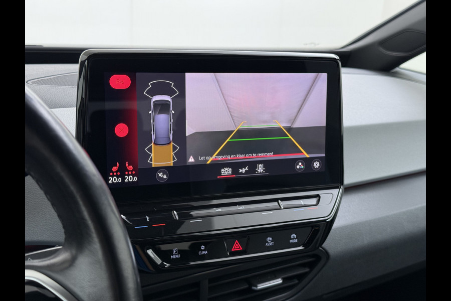Volkswagen ID.3 First Plus 62kWh Trekhaak Adap.Cruise SOH 93% Camera Stoel+Stuurverwarming Navi-Pro Apple Carplay Android Auto Pdc Keyless advanced Matrix-Led Privacy Glas Lmv DAB Lmv 19" Isofix 1e Eigenaar Origineel Nederlandse Auto