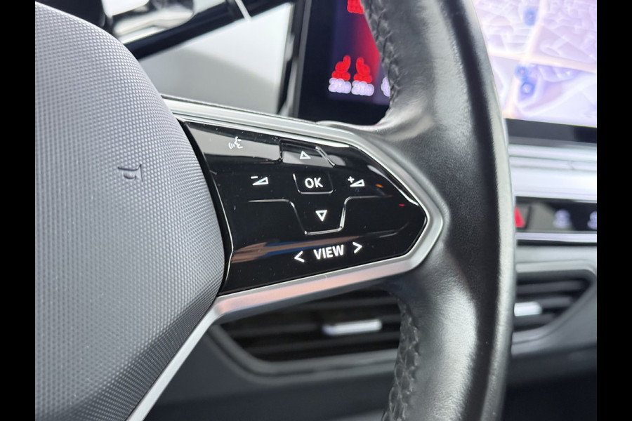 Volkswagen ID.3 First Plus 62kWh Trekhaak Adap.Cruise SOH 93% Camera Stoel+Stuurverwarming Navi-Pro Apple Carplay Android Auto Pdc Keyless advanced Matrix-Led Privacy Glas Lmv DAB Lmv 19" Isofix 1e Eigenaar Origineel Nederlandse Auto