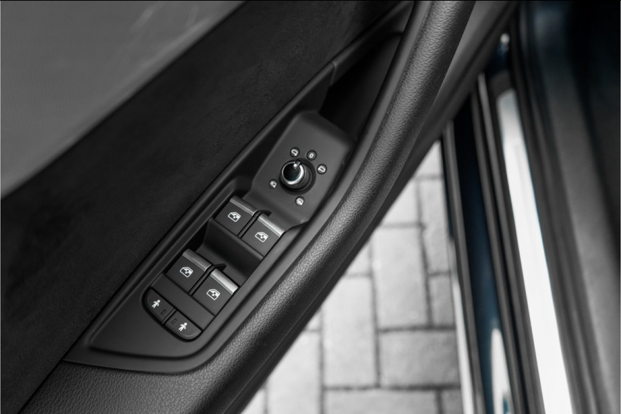 Audi A4 Avant 2.0 TFSI MHEV Automaat Leder/Alcantara CarPlay 19"