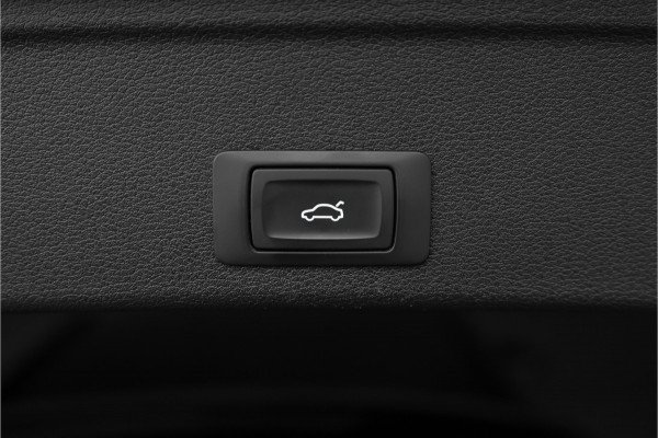 Audi A4 Avant 2.0 TFSI MHEV Automaat Leder/Alcantara CarPlay 19"