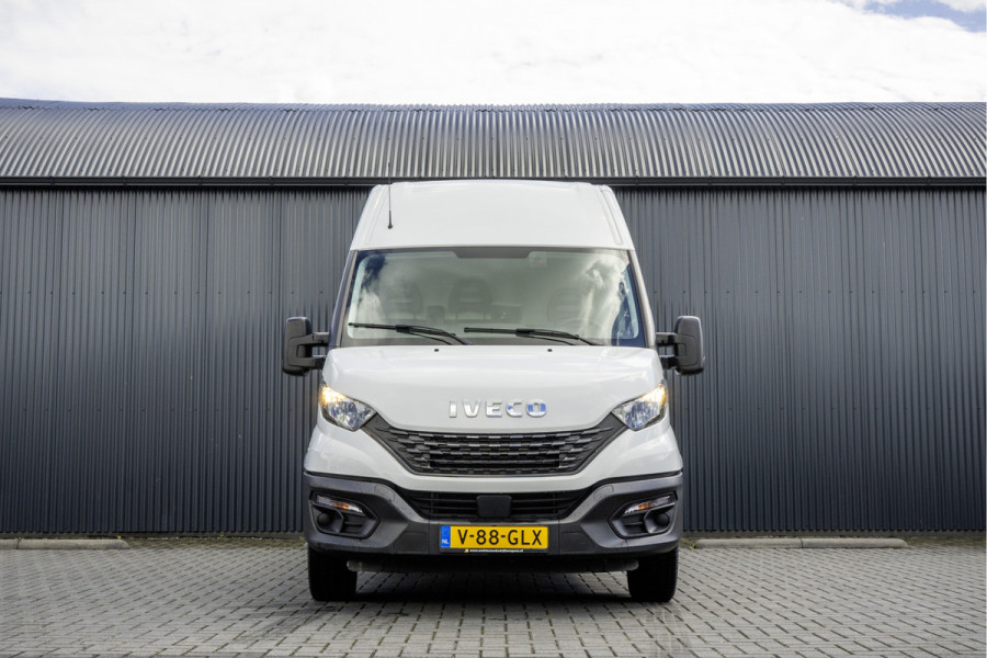 Iveco Daily **35S16V 2.3 L4H2 | Euro 6 | 157 PK | Airco | Camera | 3500 KG Trekgewicht | MF Stuur | 3-Persoons**