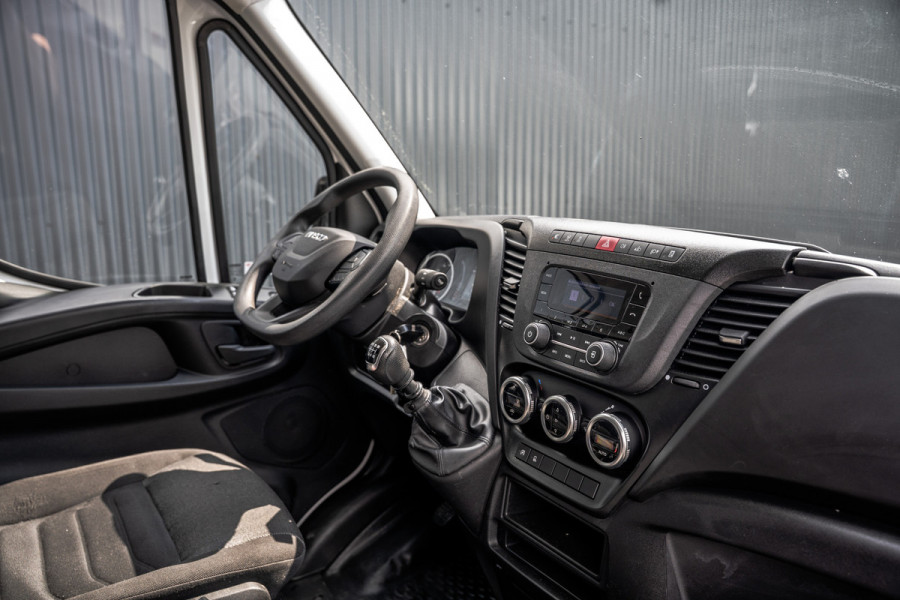 Iveco Daily 35S16 | L4H2 | 157 PK | 3-Zits | Airco | Parkeersensoren