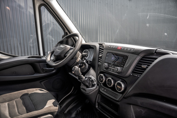 Iveco Daily 35S16 | L4H2 | 157 PK | 3-Zits | Airco | Parkeersensoren