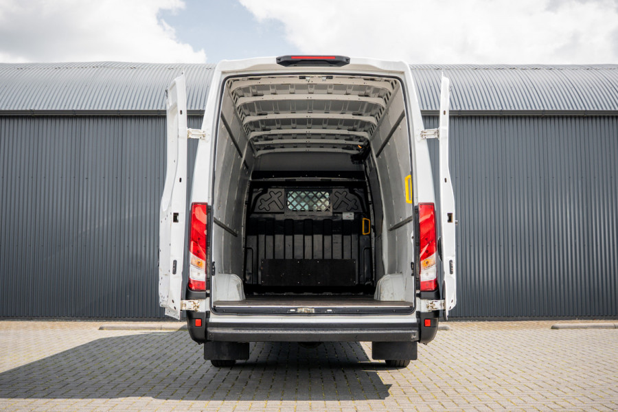 Iveco Daily 35S16 | L4H2 | 157 PK | 3-Zits | Airco | Parkeersensoren