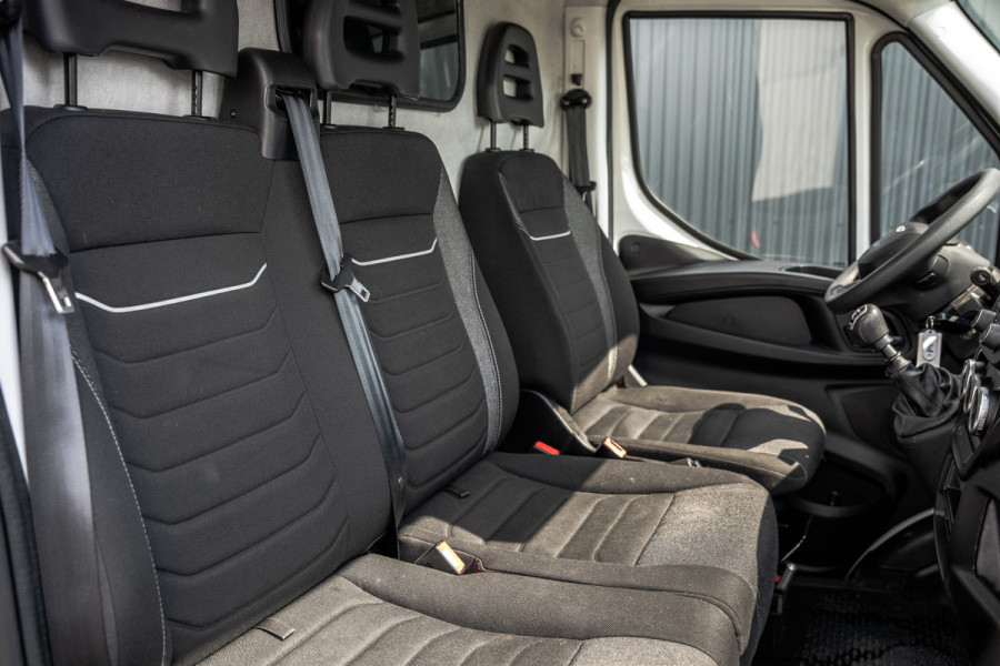 Iveco Daily 35S16 | L4H2 | 157 PK | 3-Zits | Airco | Parkeersensoren