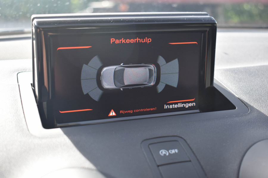 Audi A1 Sportback 1.0 TFSI | Navi | Two-Tone | Carplay | 18"LMV