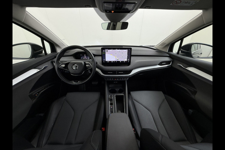 Škoda ENYAQ iV 80 Warmtepomp Panoramadak Adap.Cruise 3-Zone Ecc Camera Stoel+Stuurverwarming Draadloze telefoonlader Elek.Achterklep Keyless Matrix Led File assistent Lmv 20"