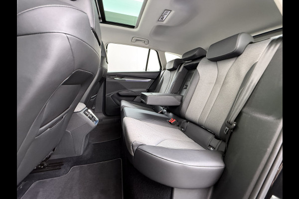 Škoda ENYAQ iV 80 Warmtepomp Panoramadak Adap.Cruise 3-Zone Ecc Camera Stoel+Stuurverwarming Draadloze telefoonlader Elek.Achterklep Keyless Matrix Led File assistent Lmv 20"