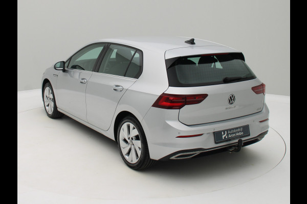 Volkswagen Golf 1.5 eTSI Style ACC, Led, Massage, Trekhaak
