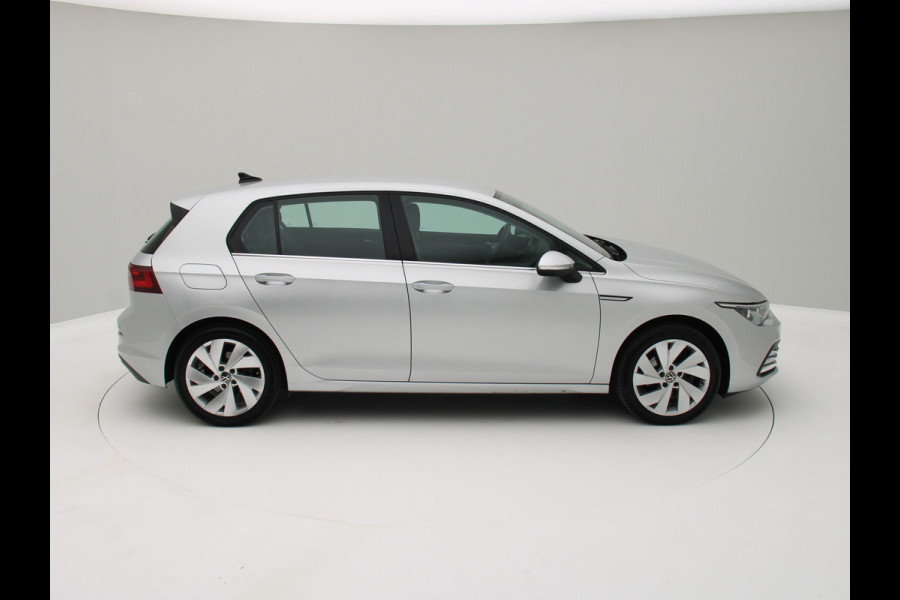 Volkswagen Golf 1.5 eTSI Style ACC, Led, Massage, Trekhaak