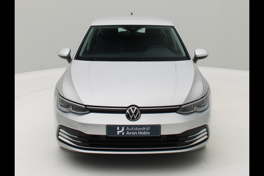 Volkswagen Golf 1.5 eTSI Style ACC, Led, Massage, Trekhaak