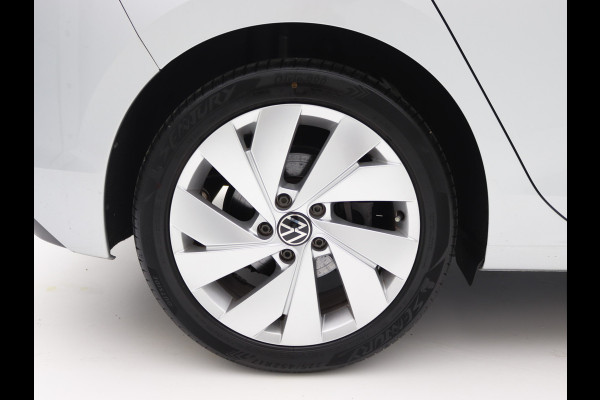 Volkswagen Golf 1.5 eTSI Style ACC, Led, Massage, Trekhaak