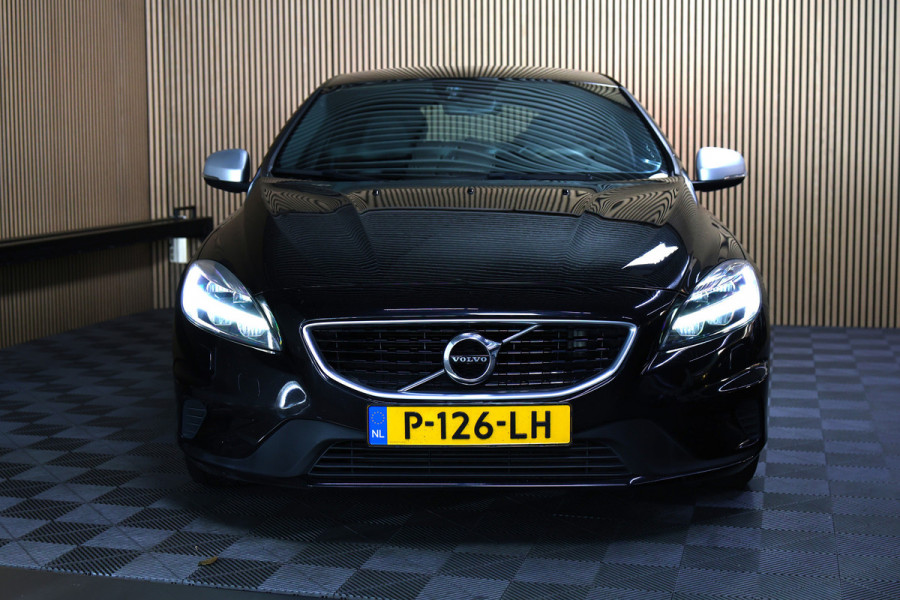 Volvo V40 2.0 T5 R-Design AVM NAVI CLIMA CRUISE PDC STOELVERWARMING "18