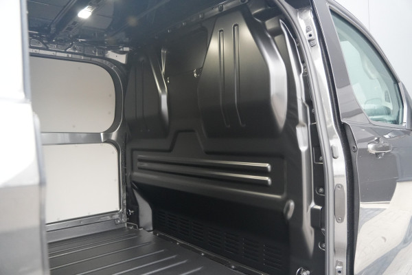 Ford E-Transit Custom 340 L2H1 Limited 71 kWh 218pk - 1+1 stoel - Stoelverwarming - Carplay - Camera - LED - Rijklaar