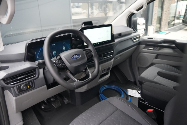 Ford E-Transit Custom 340 L2H1 Limited 71 kWh 218pk - 1+1 stoel - Stoelverwarming - Carplay - Camera - LED - Rijklaar