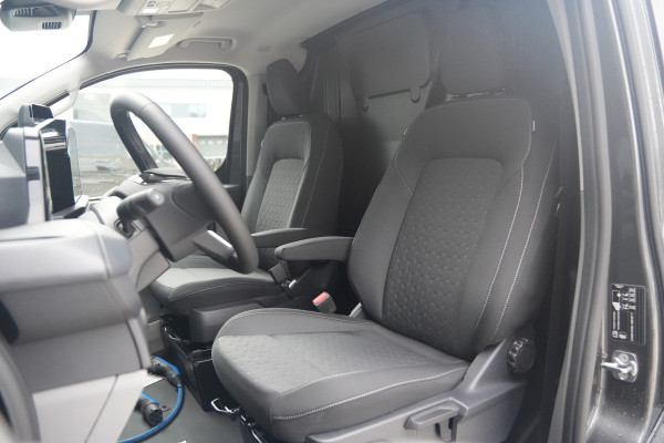 Ford E-Transit Custom 340 L2H1 Limited 71 kWh 218pk - 1+1 stoel - Stoelverwarming - Carplay - Camera - LED - Rijklaar