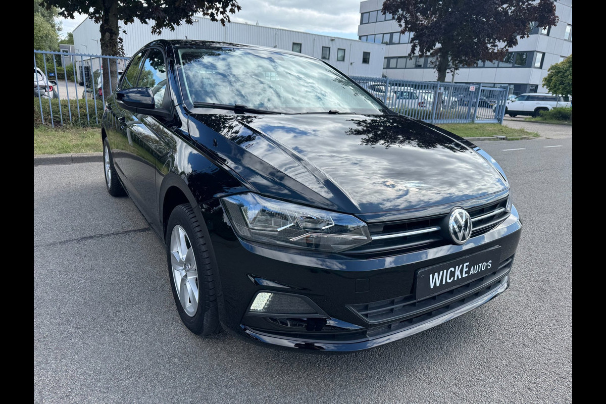Volkswagen Polo 1.0 MPI Comfortline Business PDC Airco