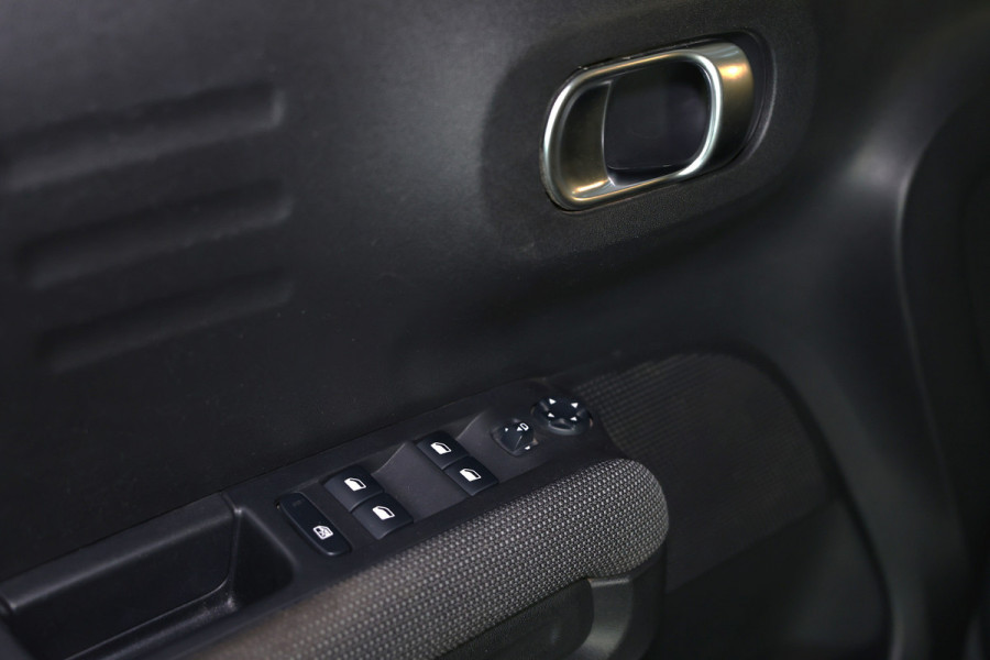 Citroën C3 Aircross 1.2 PureTech S&S Shine CARPLAY NAVI CRUISE CLIMA DAB+ HIFI NFC '18