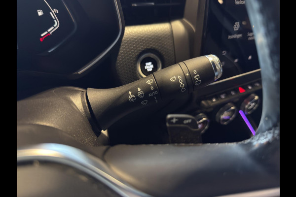 Renault Clio 1.3 TCe R.S. Line Automaat | 360 Camera | Stuur/Stoel Verwarming | Carplay | Airco (auto) |