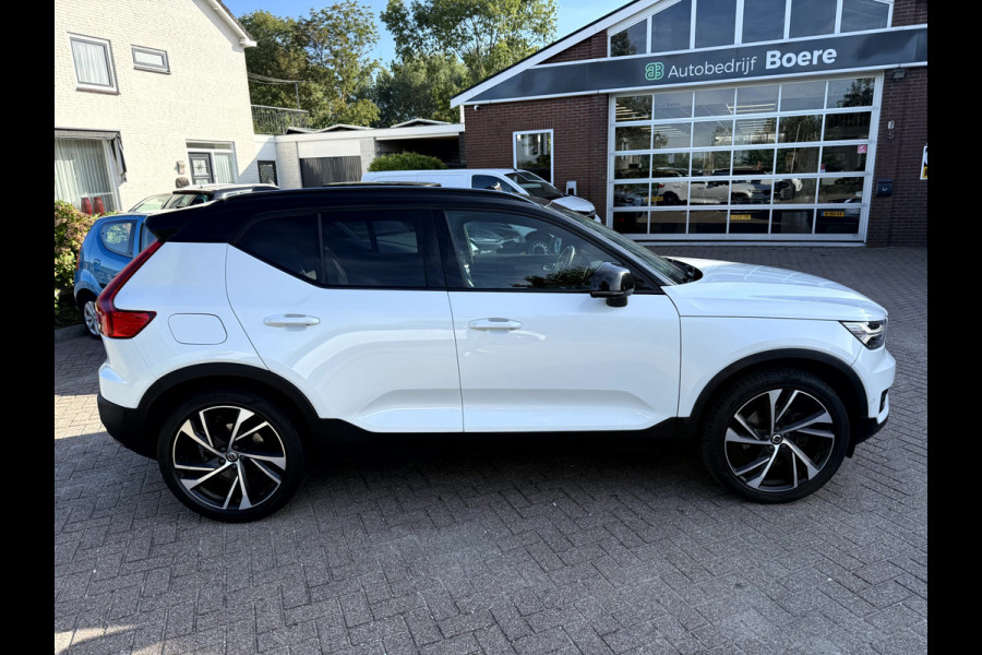 Volvo XC40 2.0 T5 AWD R-Design Intro Edition 20''Lmv, Panoramadak, Trekhaak