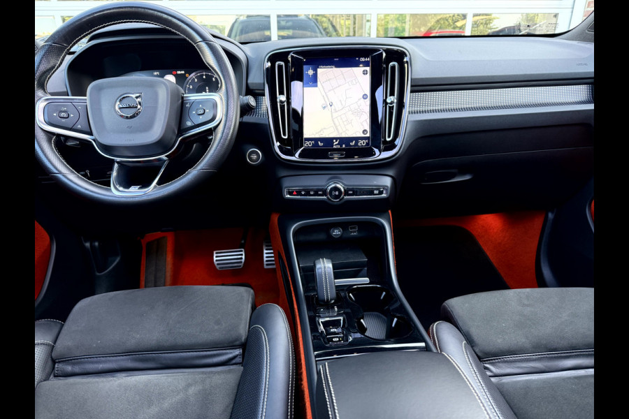 Volvo XC40 2.0 T5 AWD R-Design Intro Edition 20''Lmv, Panoramadak, Trekhaak