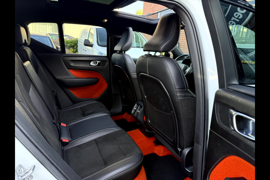 Volvo XC40 2.0 T5 AWD R-Design Intro Edition 20''Lmv, Panoramadak, Trekhaak