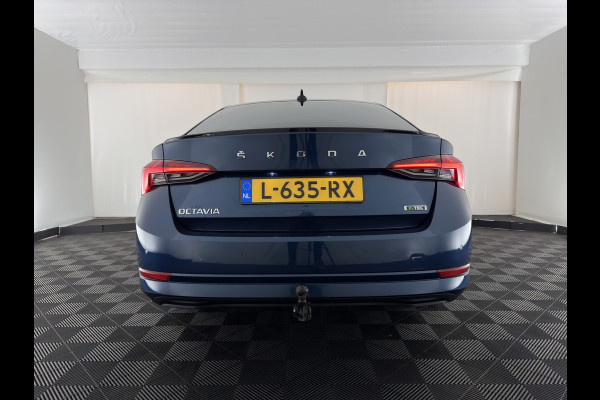 Škoda Octavia 1.0 e-TSI Sport Business   Aut. *FULL-LED | DIGI-COCKPIT | ADAPTIVE-CRUISE | COMFORT-SEATS | NAVI-FULLMAP | CARPLAY | SHIFT-PADDLES | ECC | PDC | 18''ALU | TOWBAR*