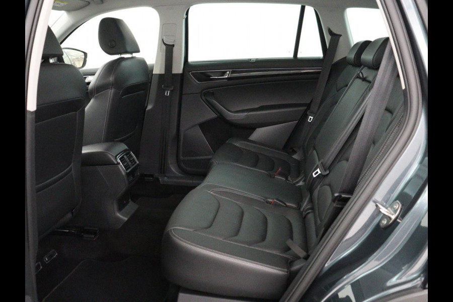 Škoda Kodiaq 1.5 TSI Business Edition Plus | Panoramadak | Trekhaak | Leder | Memory | Adaptive cruise | 360 camera | Carplay | Sfeerverlichting | Canton sound | Full LED