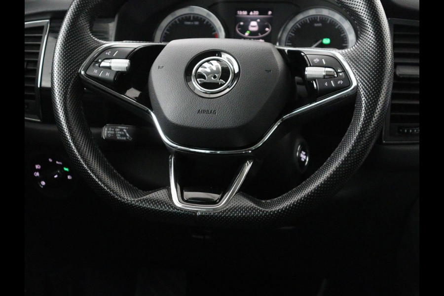 Škoda Kodiaq 1.5 TSI Business Edition Plus | Panoramadak | Trekhaak | Leder | Memory | Adaptive cruise | 360 camera | Carplay | Sfeerverlichting | Canton sound | Full LED