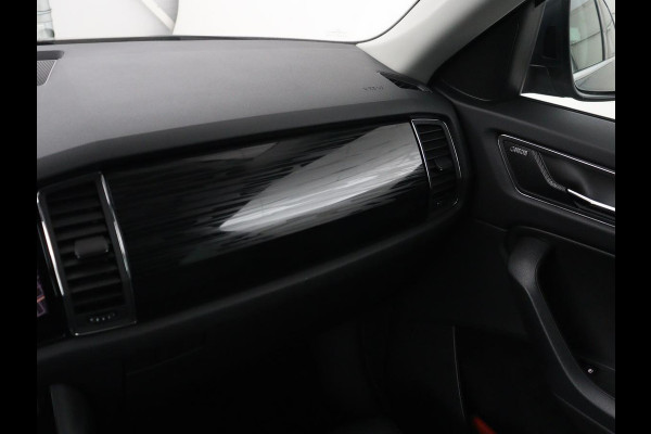 Škoda Kodiaq 1.5 TSI Business Edition Plus | Panoramadak | Trekhaak | Leder | Memory | Adaptive cruise | 360 camera | Carplay | Sfeerverlichting | Canton sound | Full LED