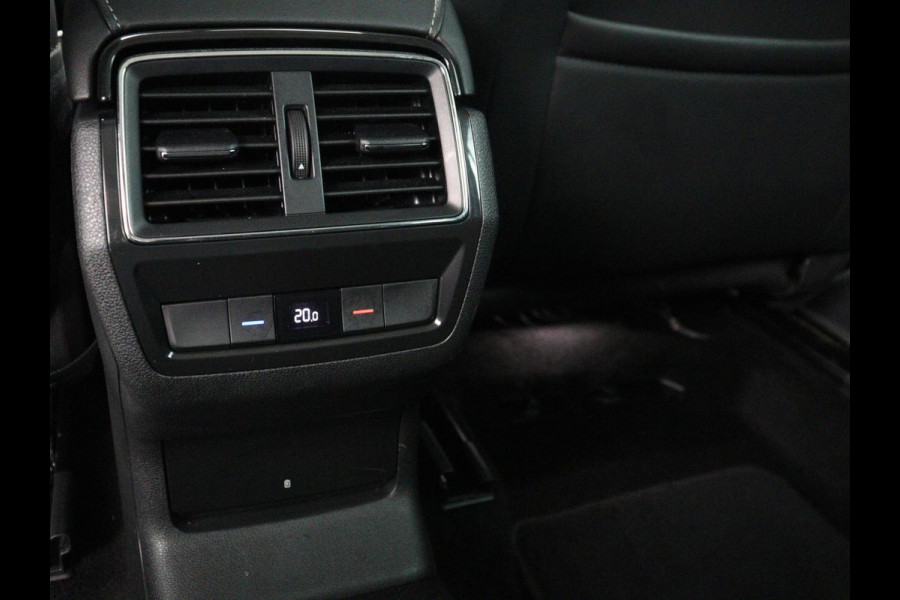 Škoda Kodiaq 1.5 TSI Business Edition Plus | Panoramadak | Trekhaak | Leder | Memory | Adaptive cruise | 360 camera | Carplay | Sfeerverlichting | Canton sound | Full LED