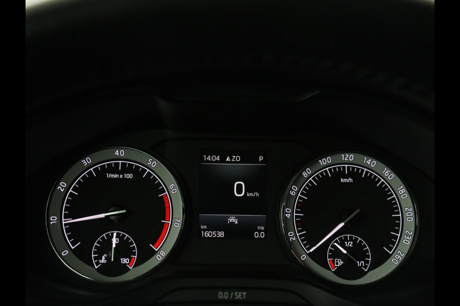 Škoda Kodiaq 1.5 TSI Business Edition Plus | Panoramadak | Trekhaak | Leder | Memory | Adaptive cruise | 360 camera | Carplay | Sfeerverlichting | Canton sound | Full LED