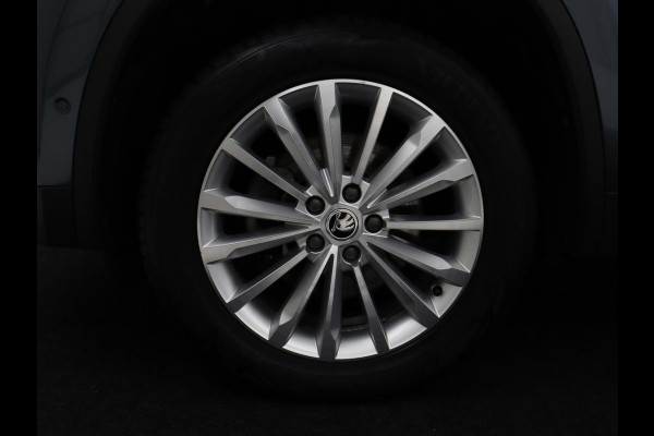 Škoda Kodiaq 1.5 TSI Business Edition Plus | Panoramadak | Trekhaak | Leder | Memory | Adaptive cruise | 360 camera | Carplay | Sfeerverlichting | Canton sound | Full LED